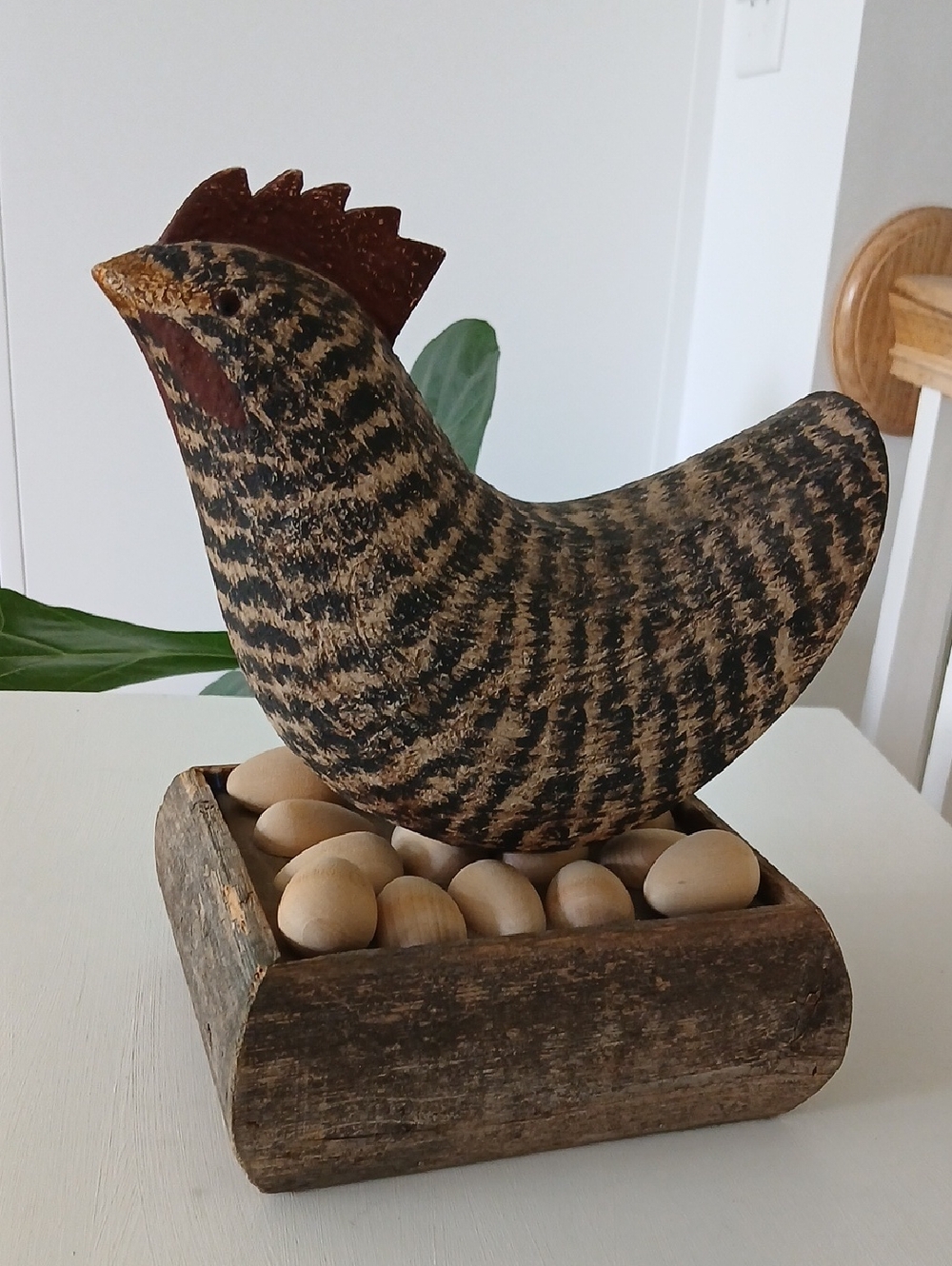 CHICKEN IN BOX Richard Morgan The Painted Bird Carved Bird Vintage Folk Art